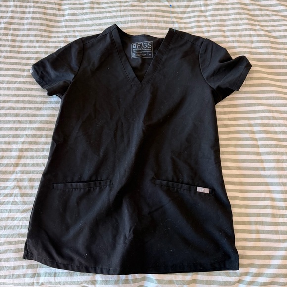 Figs Black V-Neck Scrub Top - Women's - Picture 2 of 3